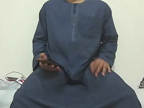 Snapshot of foxsanSs chatting on May 10, 2026, 12:14 am foxsanSs online show from May 10, 2026, 12:14 am