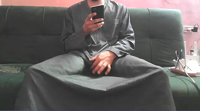 foxsanSs online show from March 8, 2025, 11:49 pm