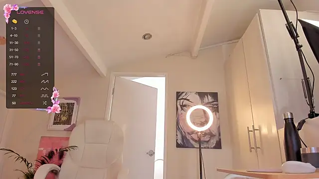 catalinasaiz online show from February 27, 2025, 1:28 pm