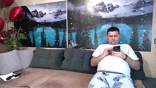 Snapshot of Big_Boss55 chatting on March 16, 2025, 4:12 pm Big Boss55 online show from March 16, 2025, 4:12 pm