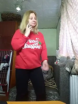 Snapshot of BustyBlond chatting on April 24, 2026, 4:42 pm BustyBlond online show from April 24, 2026, 4:42 pm