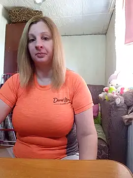 Snapshot of BustyBlond chatting on May 16, 2026, 12:59 pm BustyBlond online show from May 16, 2026, 12:59 pm