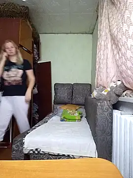 BustyBlond online show from October 31, 2025, 4:53 am