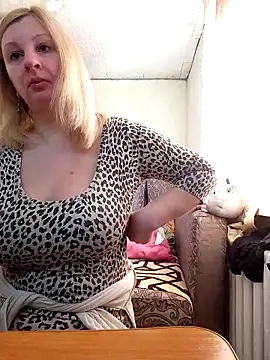 BustyBlond online show from March 15, 2026, 6:31 am