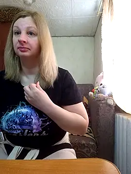 BustyBlond online show from April 9, 2026, 5:20 am