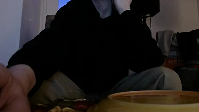 Snapshot of Cordt27 chatting on November 30, 2025, 5:25 pm Cordt27 online show from November 30, 2025, 5:25 pm