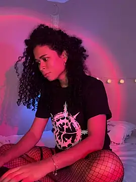 GabriSaenz online show from January 25, 2025, 2:15 am