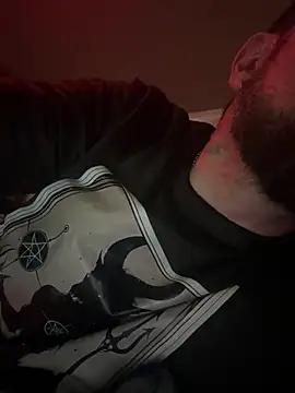 htk1975 online show from February 11, 2026, 4:07 pm