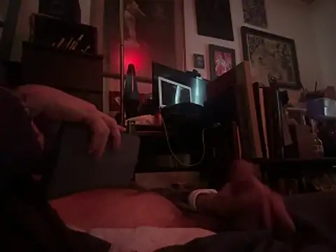 htk1975 online show from February 15, 2026, 9:58 pm