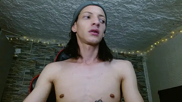 Snapshot of omar_alurba chatting on April 10, 2026, 11:01 pm omar alurba online show from April 10, 2026, 11:01 pm