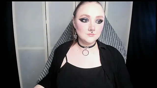 YourDyingBride online show from May 17, 2026, 1:49 am