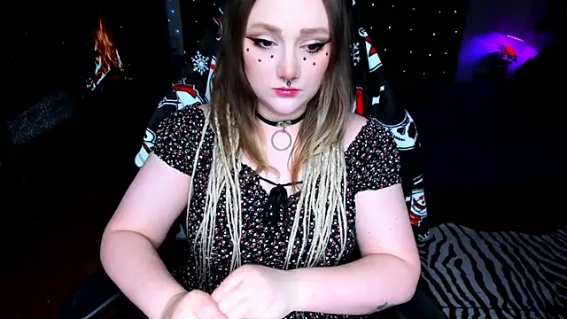 Snapshot of YourDyingBride chatting on January 19, 2025, 4:36 pm YourDyingBride online show from January 19, 2025, 4:36 pm