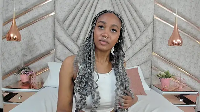 Snapshot of AgataRinaldi chatting on February 24, 2025, 11:30 pm AgataRinaldi online show from February 24, 2025, 11:30 pm
