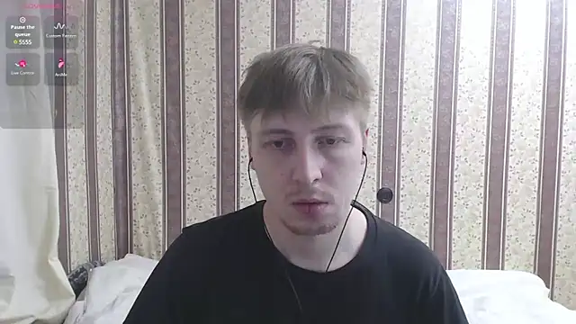 darienlarge online show from March 20, 2025, 10:29 pm