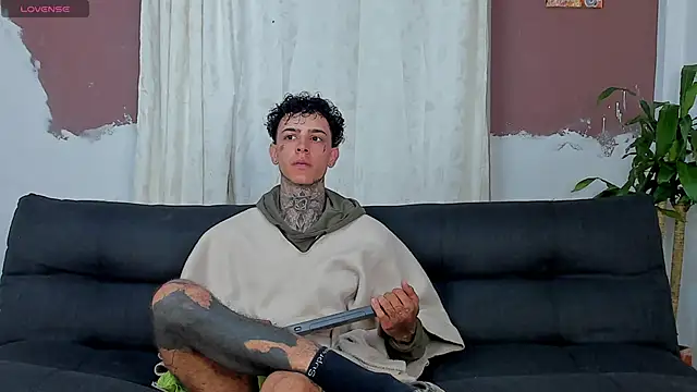 Aron ford online show from October 11, 2025, 11:22 am