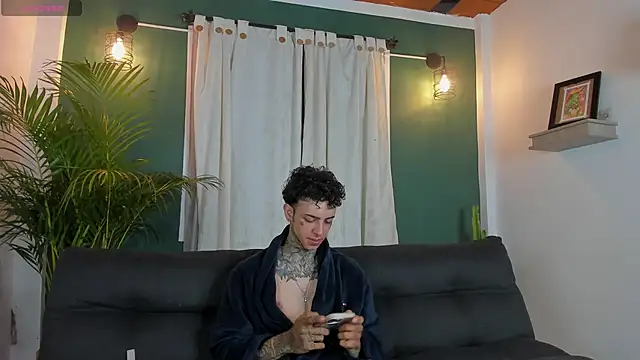 Aron ford online show from November 7, 2025, 9:58 am