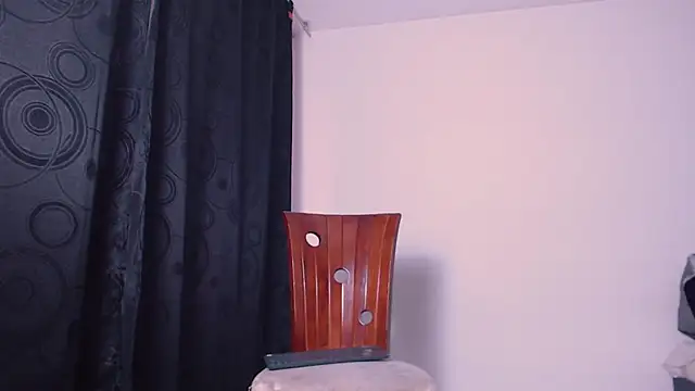 Snapshot of nicolstivens chatting on February 25, 2025, 10:09 pm nicolstivens online show from February 25, 2025, 10:09 pm