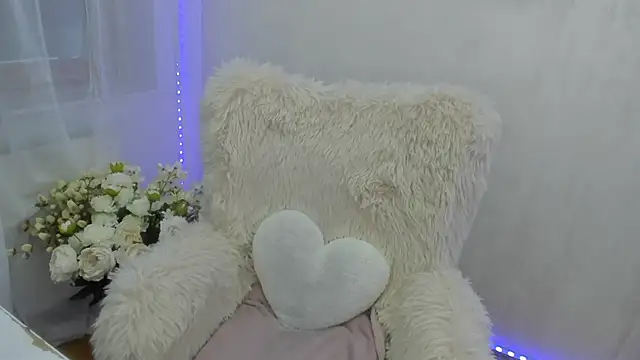 Snapshot of ElisaBaxter chatting on April 8, 2026, 4:25 am ElisaBaxter online show from April 8, 2026, 4:25 am