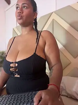 SSCARLETH  online show from November 4, 2025, 11:36 am