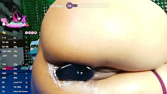 Snapshot of britanyy_ chatting on March 20, 2025, 9:26 am britanyy online show from March 20, 2025, 9:26 am