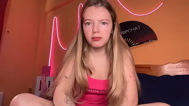 -veranito- online show from November 12, 2025, 9:07 pm