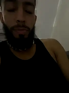 Snapshot of Alessandro__Rossi chatting on November 17, 2025, 4:38 am Alessandro Rossi online show from November 17, 2025, 4:38 am