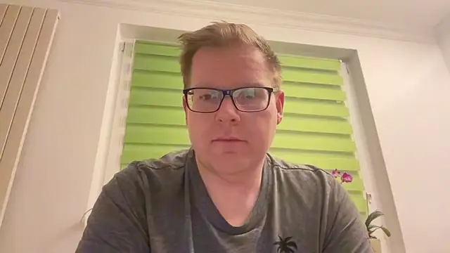 Snapshot of AnnualSunrise chatting on January 23, 2025, 7:51 pm AnnualSunrise online show from January 23, 2025, 7:51 pm