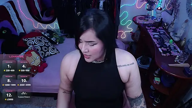 Snapshot of lufek23 chatting on April 17, 2026, 4:10 pm lufek23 online show from April 17, 2026, 4:10 pm