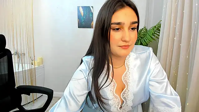 GoldenHeart 1 online show from March 17, 2025, 10:51 pm