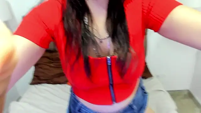 Snapshot of casey_jamess chatting on March 27, 2026, 4:21 am casey jamess online show from March 27, 2026, 4:21 am