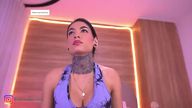 danna berlin  online show from May 27, 2026, 7:21 pm