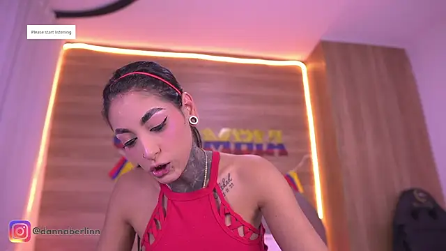 danna berlin  online show from July 10, 2026, 7:25 pm
