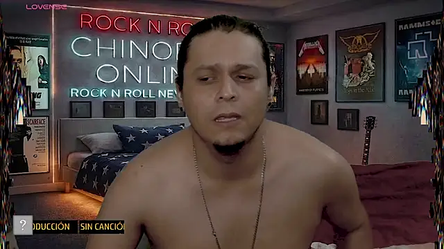 Snapshot of chino_roz chatting on April 21, 2026, 1:42 am chino roz online show from April 21, 2026, 1:42 am