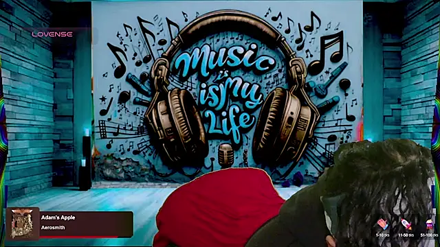 chino roz online show from March 17, 2025, 2:56 pm