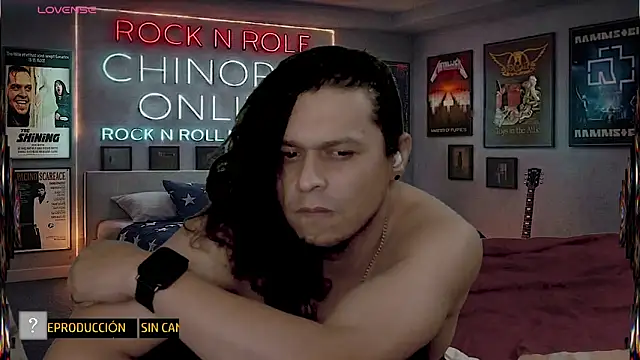 Snapshot of chino_roz chatting on April 21, 2026, 2:51 am chino roz online show from April 21, 2026, 2:51 am