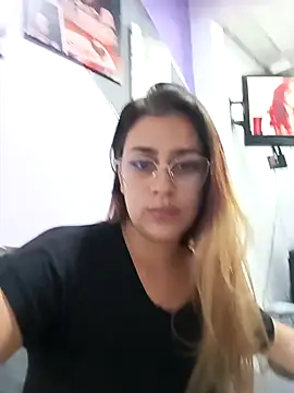 Snapshot of Latina_sexy1 chatting on March 1, 2025, 1:32 am Latina sexy1 online show from March 1, 2025, 1:32 am