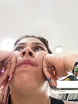 Snapshot of Latina_sexy1 chatting on September 16, 2025, 2:18 pm Latina sexy1 online show from September 16, 2025, 2:18 pm