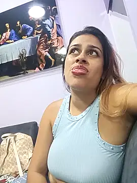 Snapshot of Latina_sexy1 chatting on February 26, 2025, 7:32 pm Latina sexy1 online show from February 26, 2025, 7:32 pm