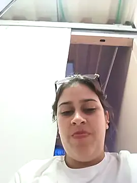 Snapshot of Latina_sexy1 chatting on September 24, 2025, 5:52 pm Latina sexy1 online show from September 24, 2025, 5:52 pm