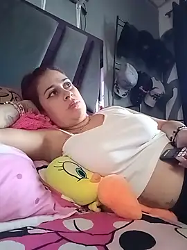 Latina sexy1 online show from May 27, 2026, 12:56 pm