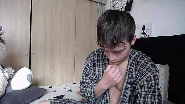 Santiago kiler online show from September 25, 2025, 1:06 pm