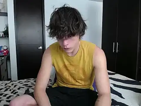 Santiago kiler online show from March 7, 2025, 10:10 pm