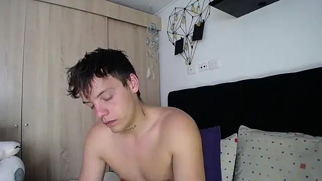 Santiago kiler online show from September 29, 2025, 5:07 pm