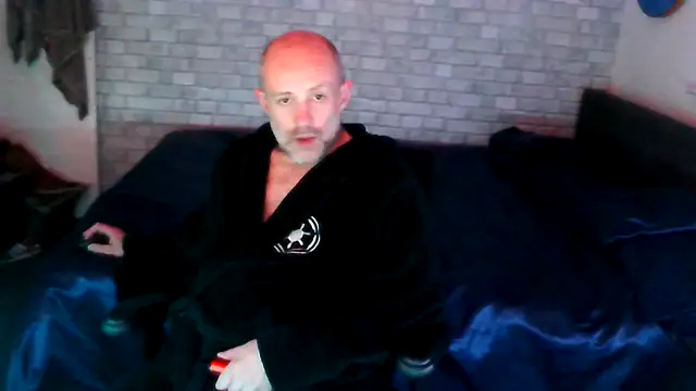 HnH69 online show from April 23, 2026, 1:56 am