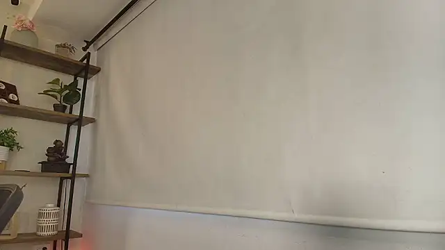 Sassy--Girl online show from March 14, 2026, 6:36 pm