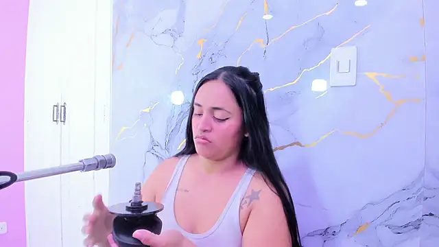 susan  bigass online show from March 19, 2026, 11:21 am