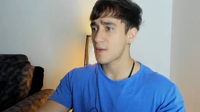 AlexRivera6 online show from November 14, 2025, 1:26 pm