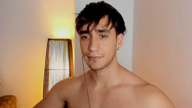 AlexRivera6 online show from December 22, 2025, 1:17 am