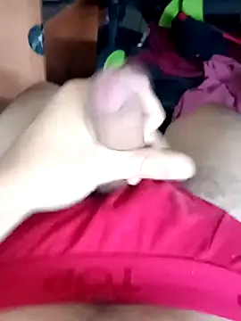 Snapshot of rodovlaz chatting on March 19, 2025, 2:57 pm rodovlaz online show from March 19, 2025, 2:57 pm