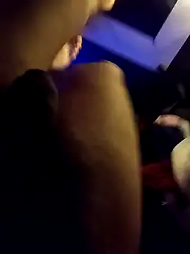 Snapshot of rodovlaz chatting on March 18, 2025, 1:12 pm rodovlaz online show from March 18, 2025, 1:12 pm